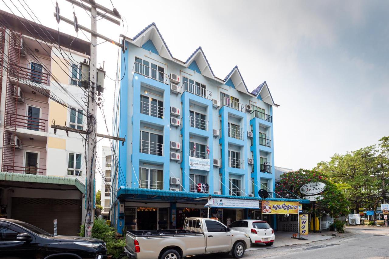 Si Fah At Bangsaen Hotel Ban Rong Khoei Экстерьер фото