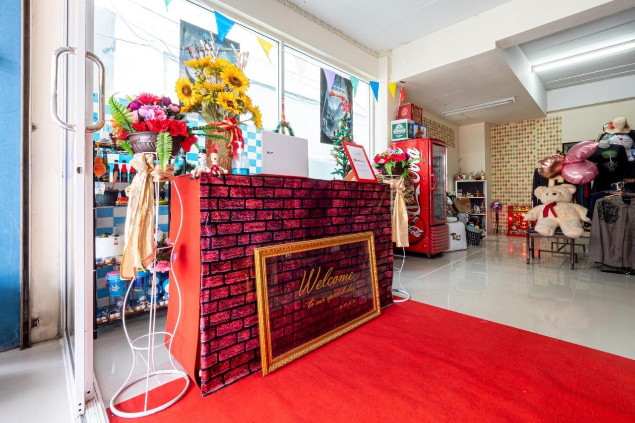 Si Fah At Bangsaen Hotel Ban Rong Khoei Экстерьер фото