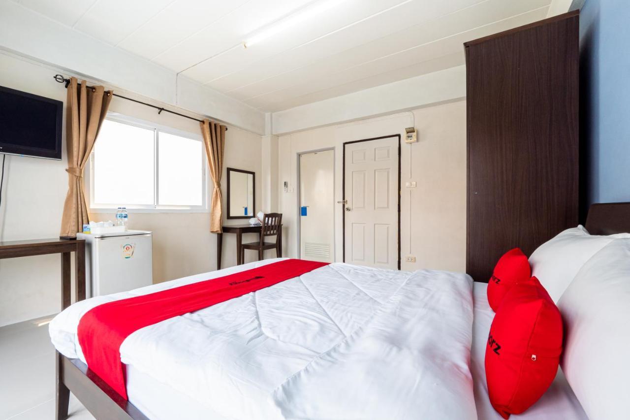 Si Fah At Bangsaen Hotel Ban Rong Khoei Экстерьер фото